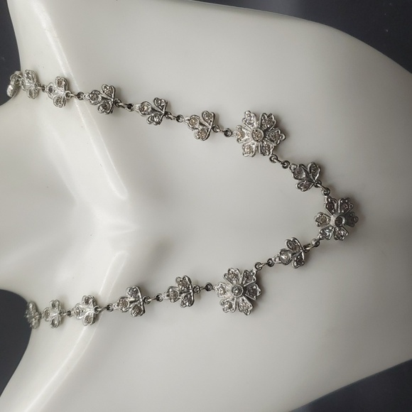N2920 sterling silver Austrian crystal flower vine necklace formal evening - Picture 1 of 2